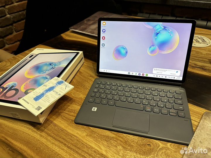 Samsung tab S6 wifi 128 Gb+ Чехол Клавиатура