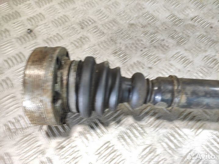 Полуось передняя левая Volkswagen Passat b5 1996-2