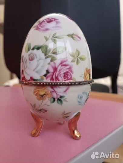 Шкатулка яйцо