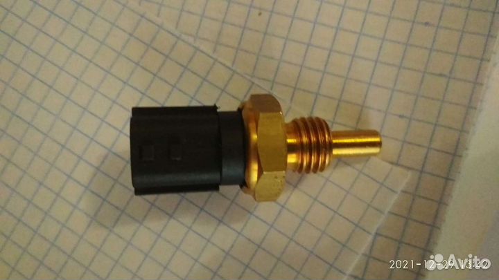 Датчик температуры охлаждающей жидкости