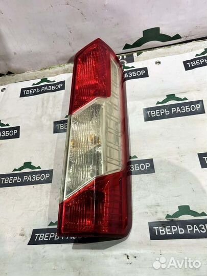 Задний фонарь - задний правый Ford Transit MK8 2.2