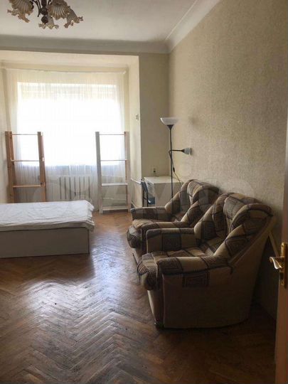 Комната 22 м² в 2-к., 2/5 эт.