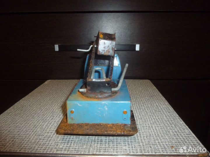 Кран жестяной советский СССР