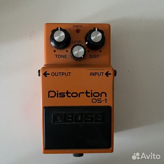 Гитарная педаль Boss ds 1
