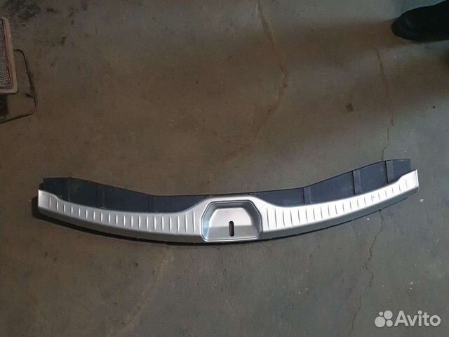 Накладка замка багажникаИнфинити fx35