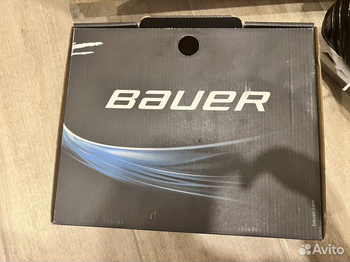 Коньки хоккейные