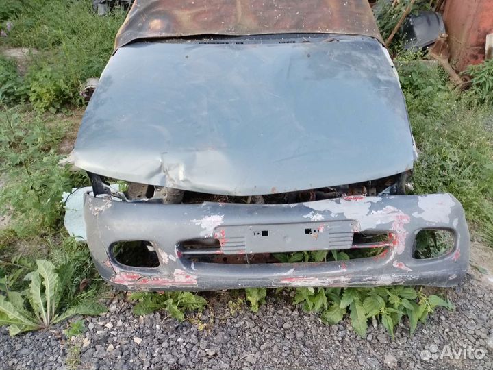 Капот Митсубиси Каризма