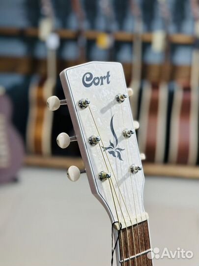 Электроакустическая гитара Cort Jade Classic ppop