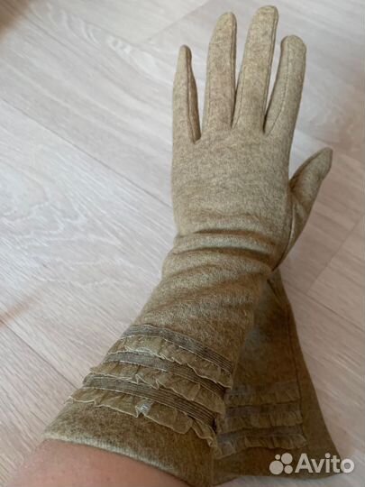 Перчатки