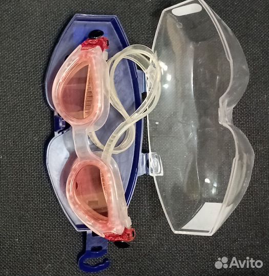 Очки для плавания