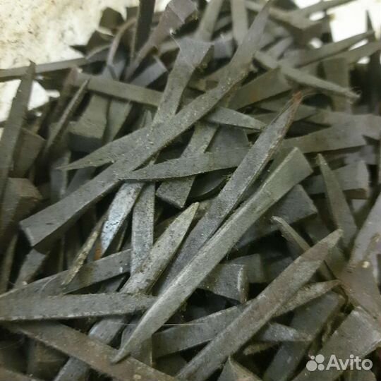 Гвозди для подковки лошадей