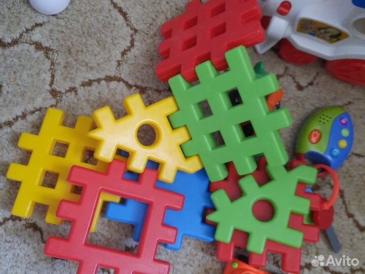 Паровоз каталка сортер музыкальный