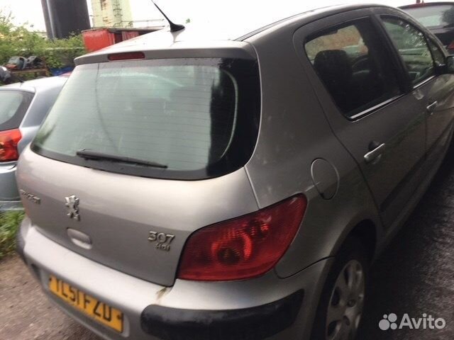 Разбор на запчасти Peugeot 307
