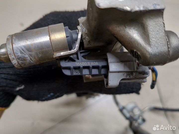 Форсунка топливная Infiniti QX56, 2011