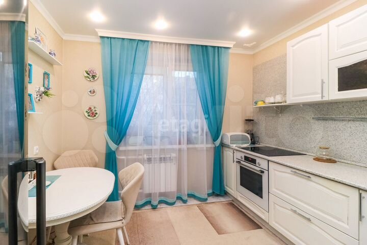 2-к. квартира, 50 м², 3/9 эт.