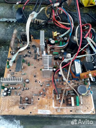 Запчасти или платы для телевизора