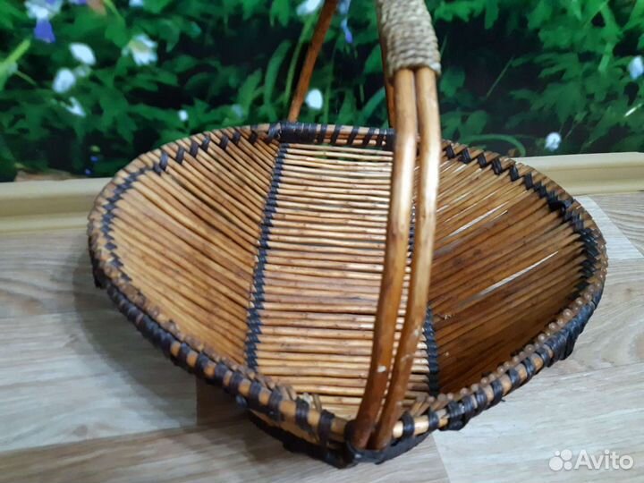 Корзина плетеная для грибов