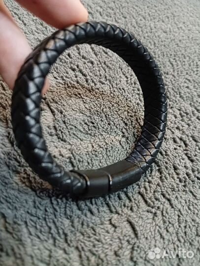 Мужской плетёный браслет из натуральной кожи