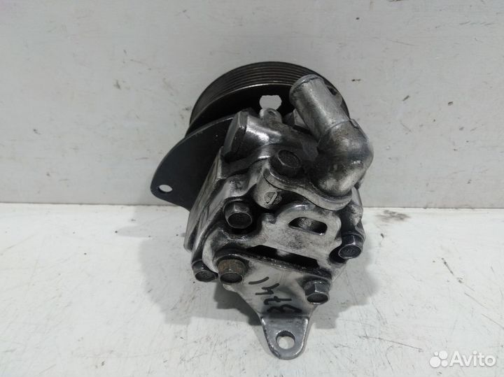 Насос гидроусилителя Land Rover Discovery III (200