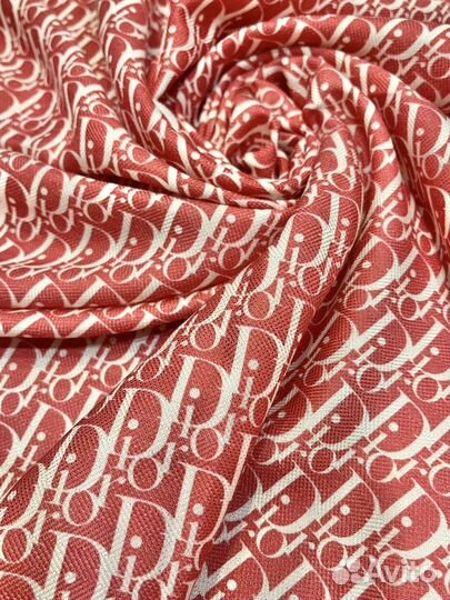 Платок шерстяной Dior красный мягкий тонкий