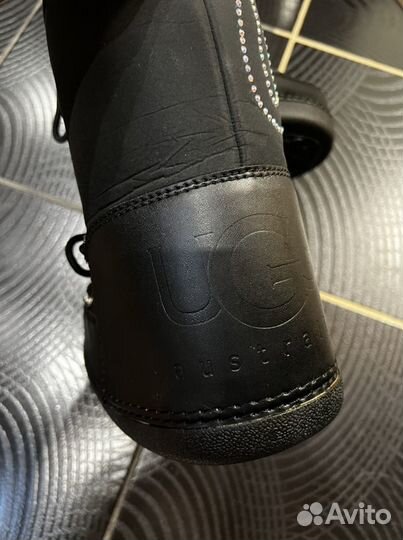 Сноубордические ботинки.Угги