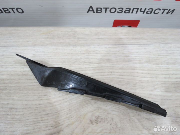 Накладка жабо LADA Vesta