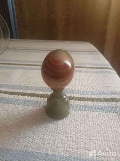 Часы из камня