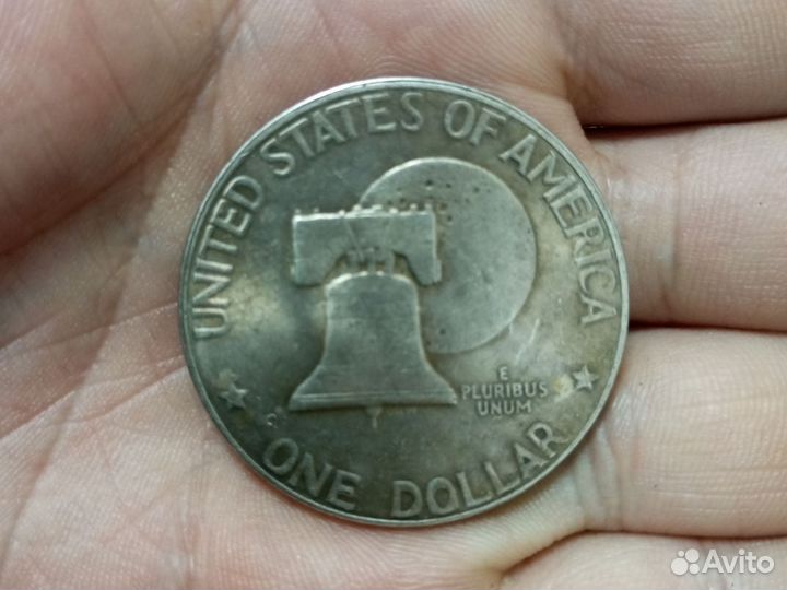Доллар США 