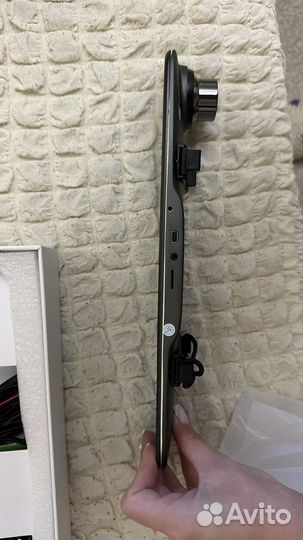 Видеорегистратор-зеркало navitel MR250 NV