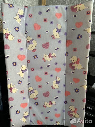 Пеленальная доска на кроватку