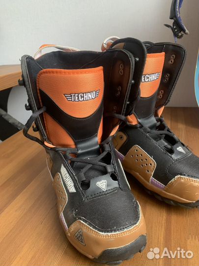 Сноуборд + крепление + ботинки(все детское)