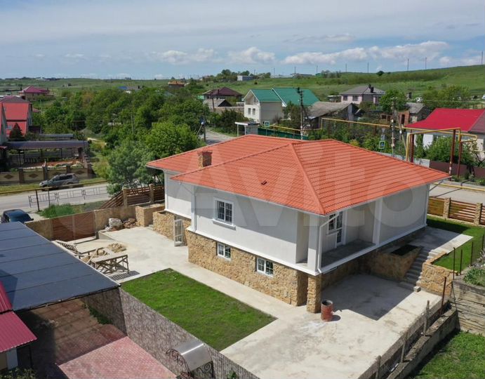 Дом 244 м² на участке 6 сот.