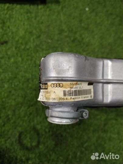 Радиатор печки Audi A4 B7 AUK 2005