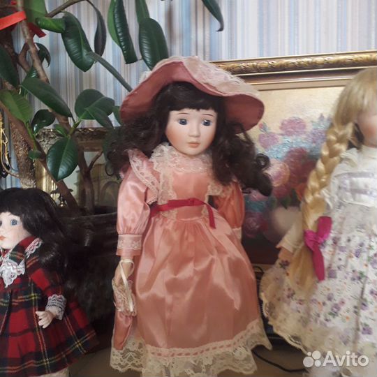 Куклы фарфоровые, Англия