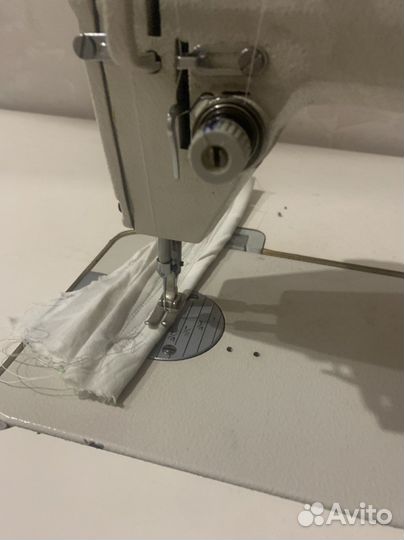 Швейная машина