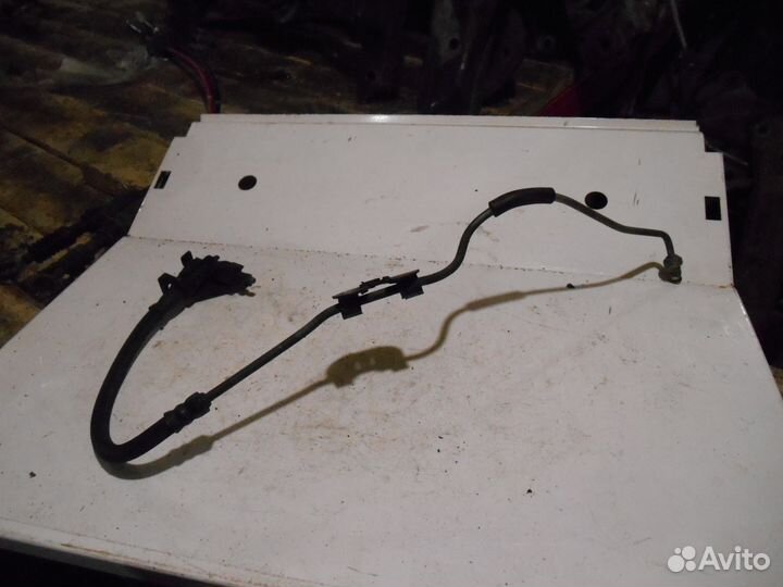 Трубка шланг сцепления Volvo S80 Вольво С80