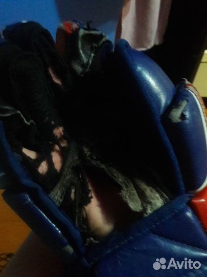 Краги хоккейные