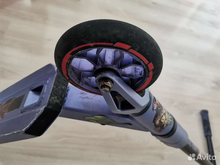 Трюковой самокат