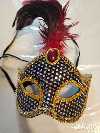 Маска карнавальная