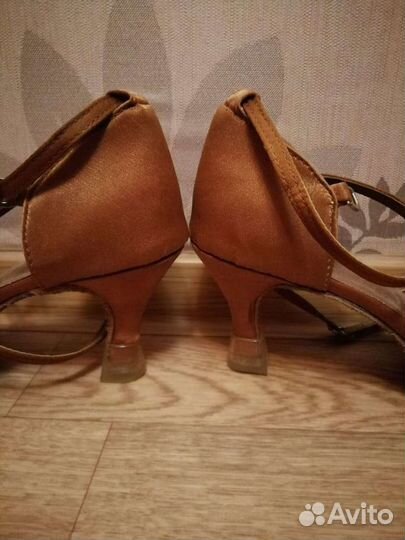 Туфли для бальных танцев