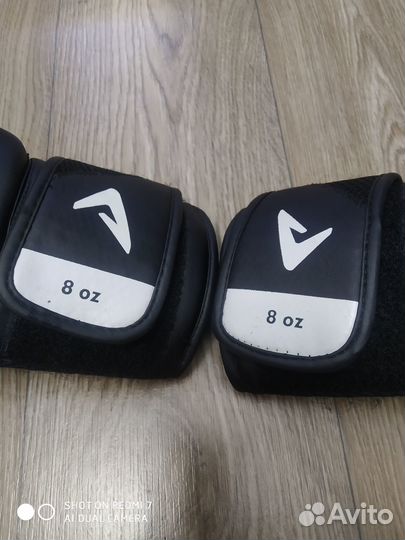 Боксерские перчатки детские 8 oz