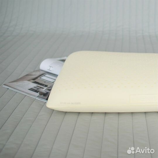 Подушка латексная Кинг