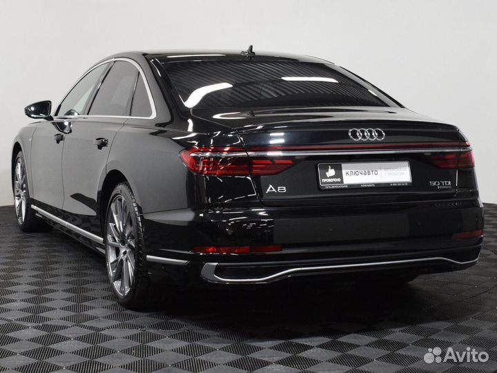 Audi A8, 2022