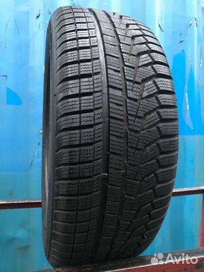 Hankook Winter I'Cept Evo2 W320 215/55 R17 98V