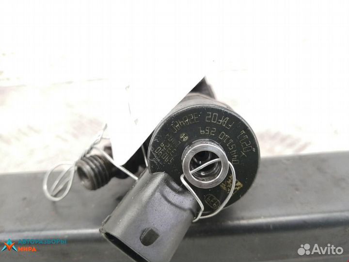 Форсунка Peugeot 206 рест. 2006 0445110259