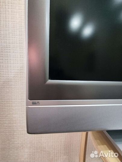 Цветной ЖК телевизор Toshiba 27WL55R