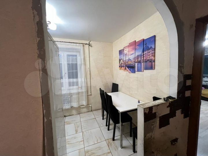 2-к. квартира, 54 м², 3/4 эт.