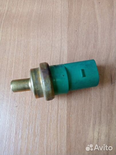 Датчик температуры охлаждающей жидкости Volkswagen