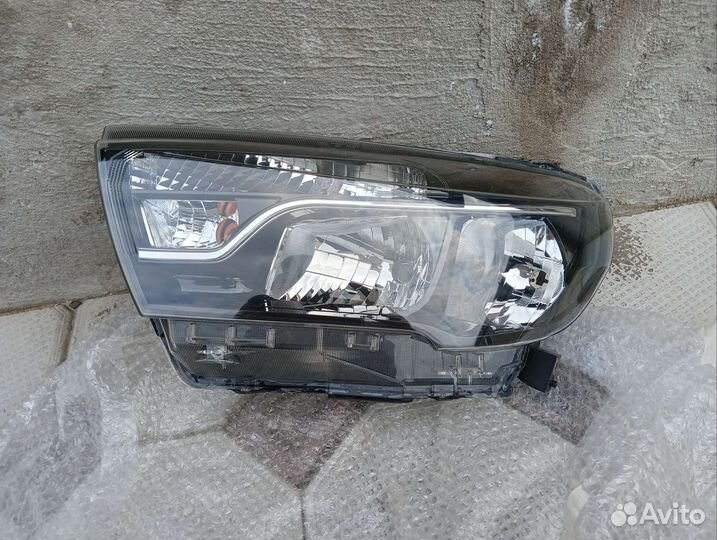 Фара передняя левая LADA Vesta оригинал