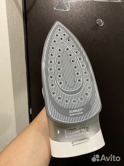 Утюг Scarlett